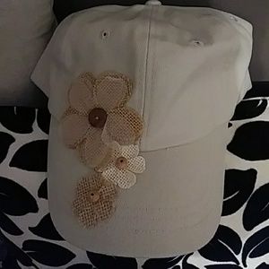 Taupe colored ball cap